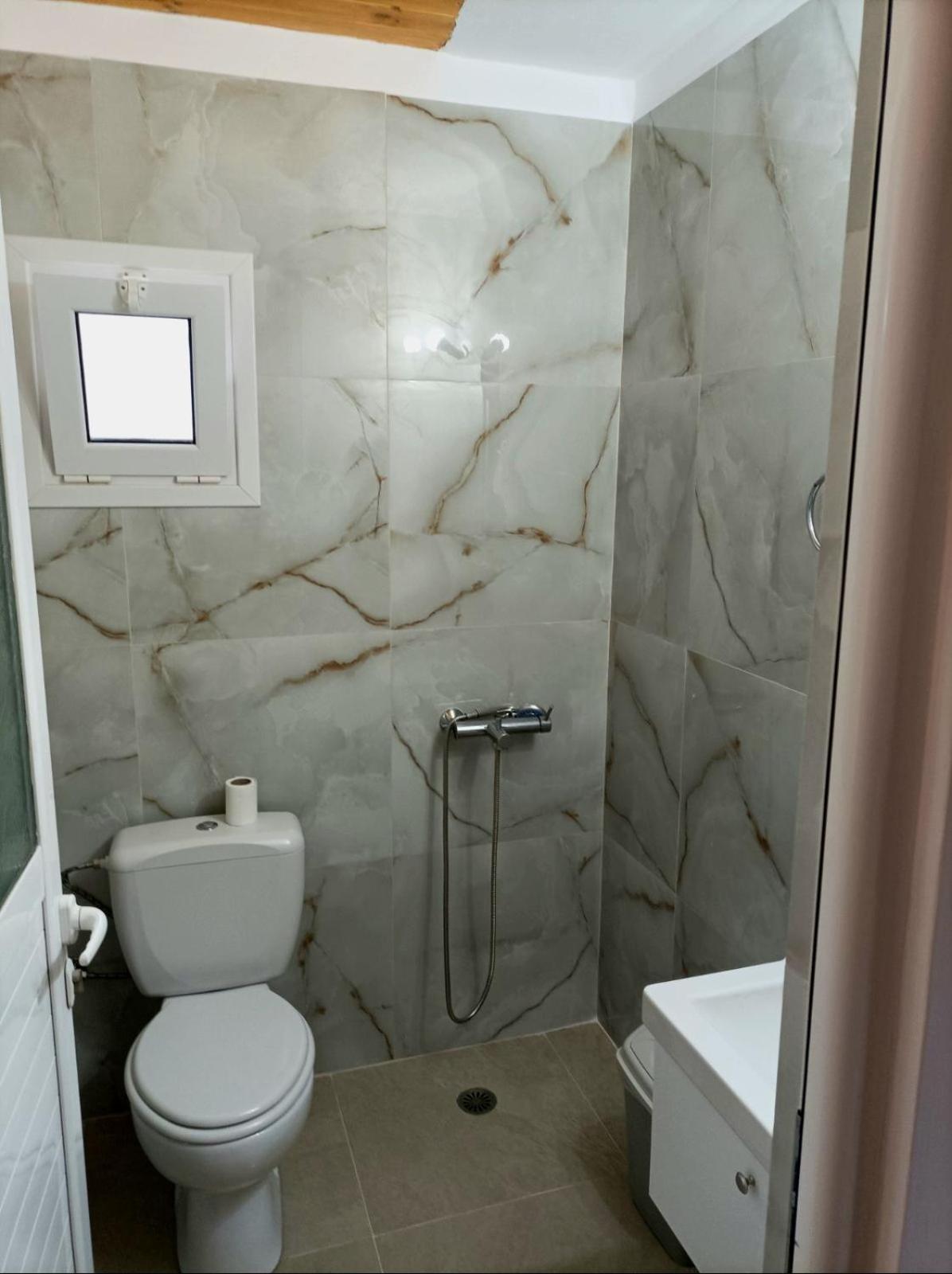 Villa Mihal Apartments Ksamil Ngoại thất bức ảnh